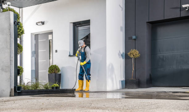 Best Sign and Awning Cleaning  in Fairmont, WV